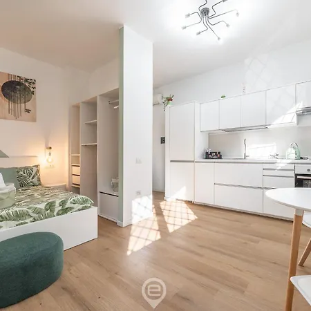 Estay - Emerald * Cagliari